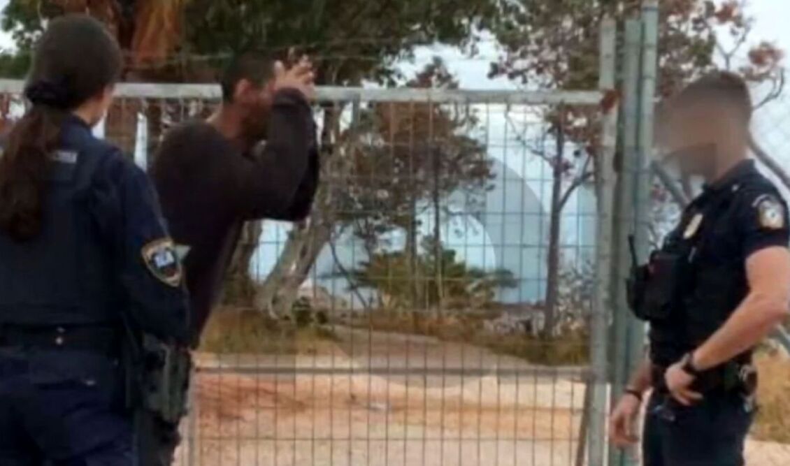 Γλυφάδα: Κυκλοφορούσε ελεύθερος παρά τη δικαστική απόφαση εγκλεισμού ο 38χρονος που επιτέθηκε στην 70χρονη