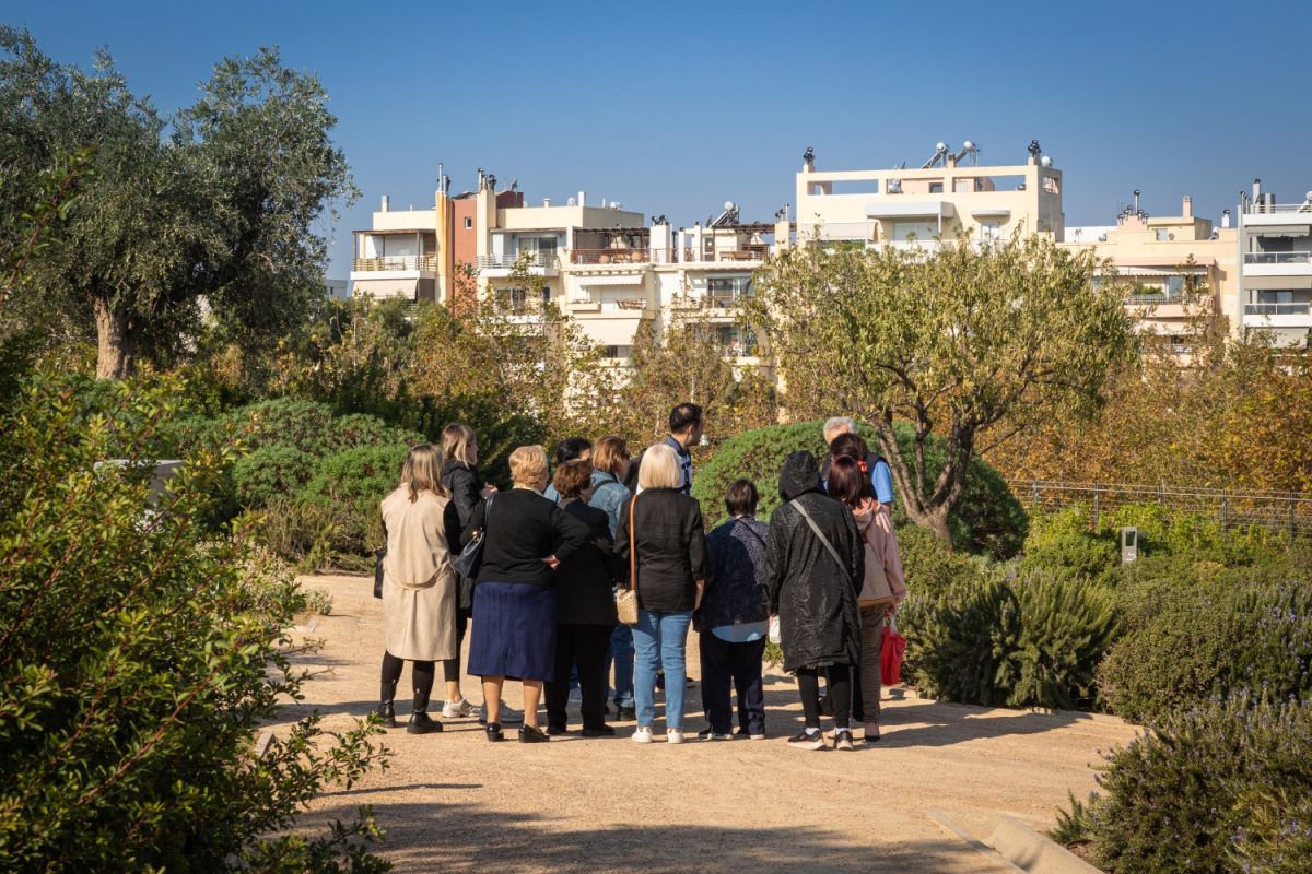 «Ο κήπος πάνω από τη θάλασσα»: Θεατρικά εργαστήρια στο ΚΠΙΣΝ για άτομα με άνοια και τους φροντιστές τους