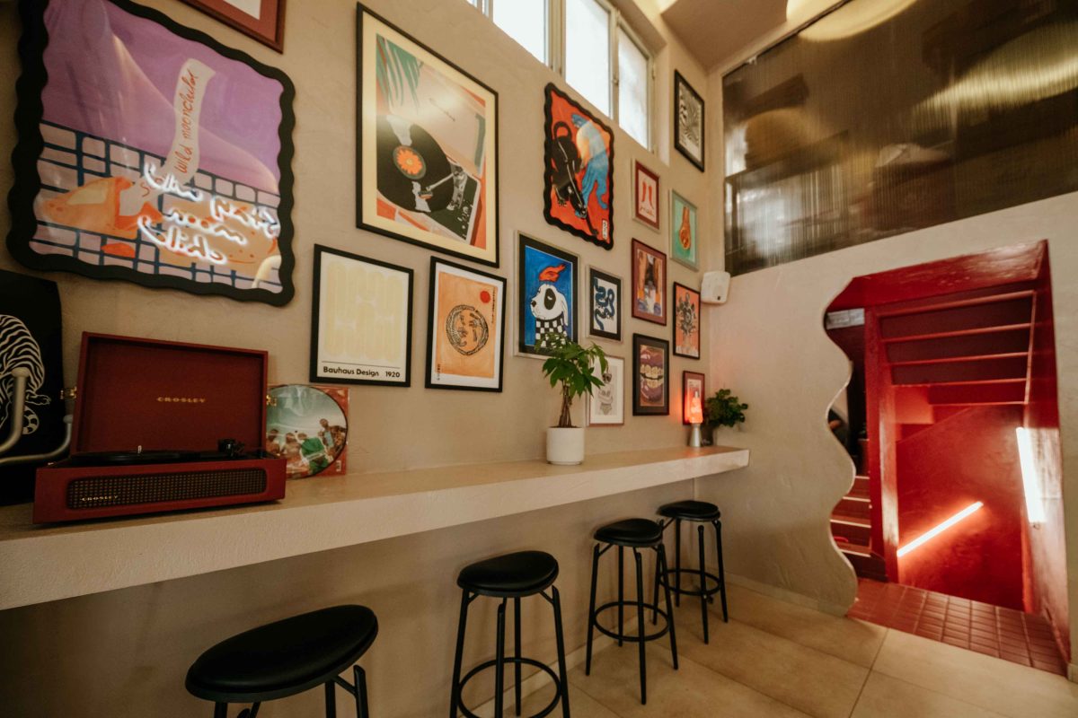 Moons and Spoons: Το all day μαγαζί της Γλυφάδας που δεν φτιάχτηκε για όλους (κι αυτό είναι το δυνατό του σημείο)