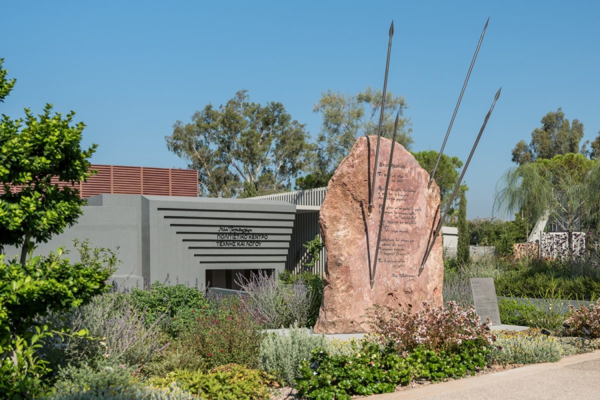 Γλυφάδα: Η δράση του Πολιτιστικού Κέντρου Νίκη Παπαθεοχάρη που «ζωντανεύει» ένα έργο τέχνης