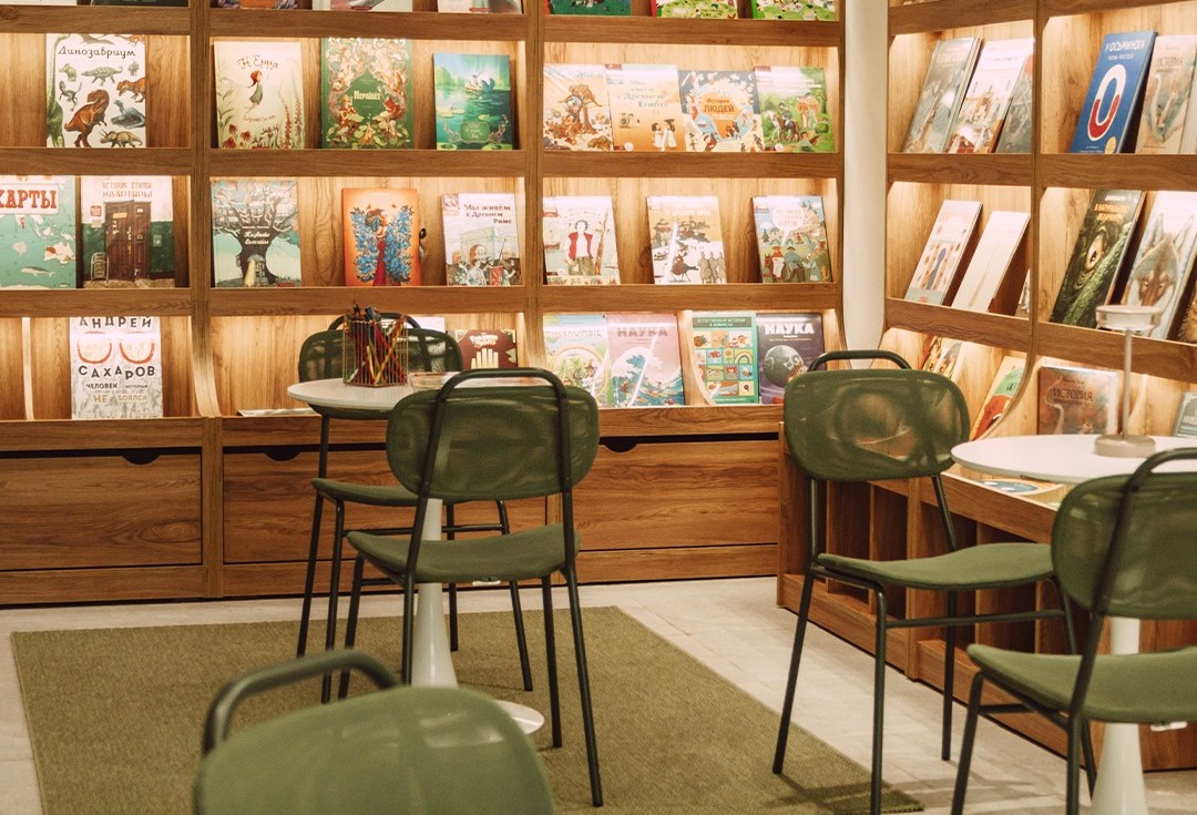 Books, coffee, and calm: The charming bookstore cafés in the Southern Suburbs of Athens