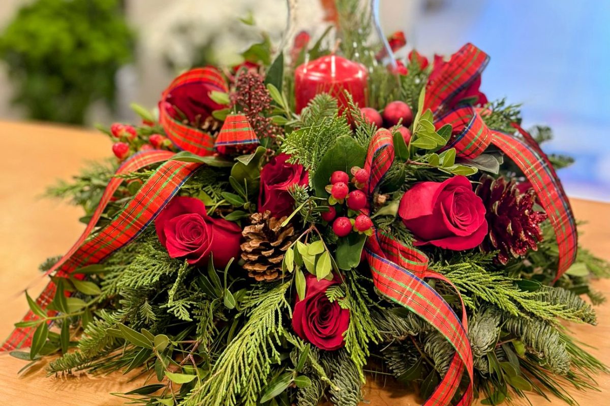 Anthemion Flowers: Γιορτινές συνθέσεις και tips για τη σωστή φροντίδα των λουλουδιών