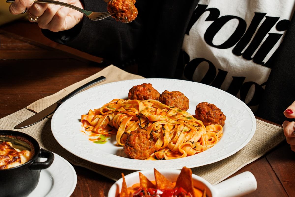 Bella Vespa: η γιορτή όπως την ονειρευόμαστε, χαλαρή και ζυμαρένια