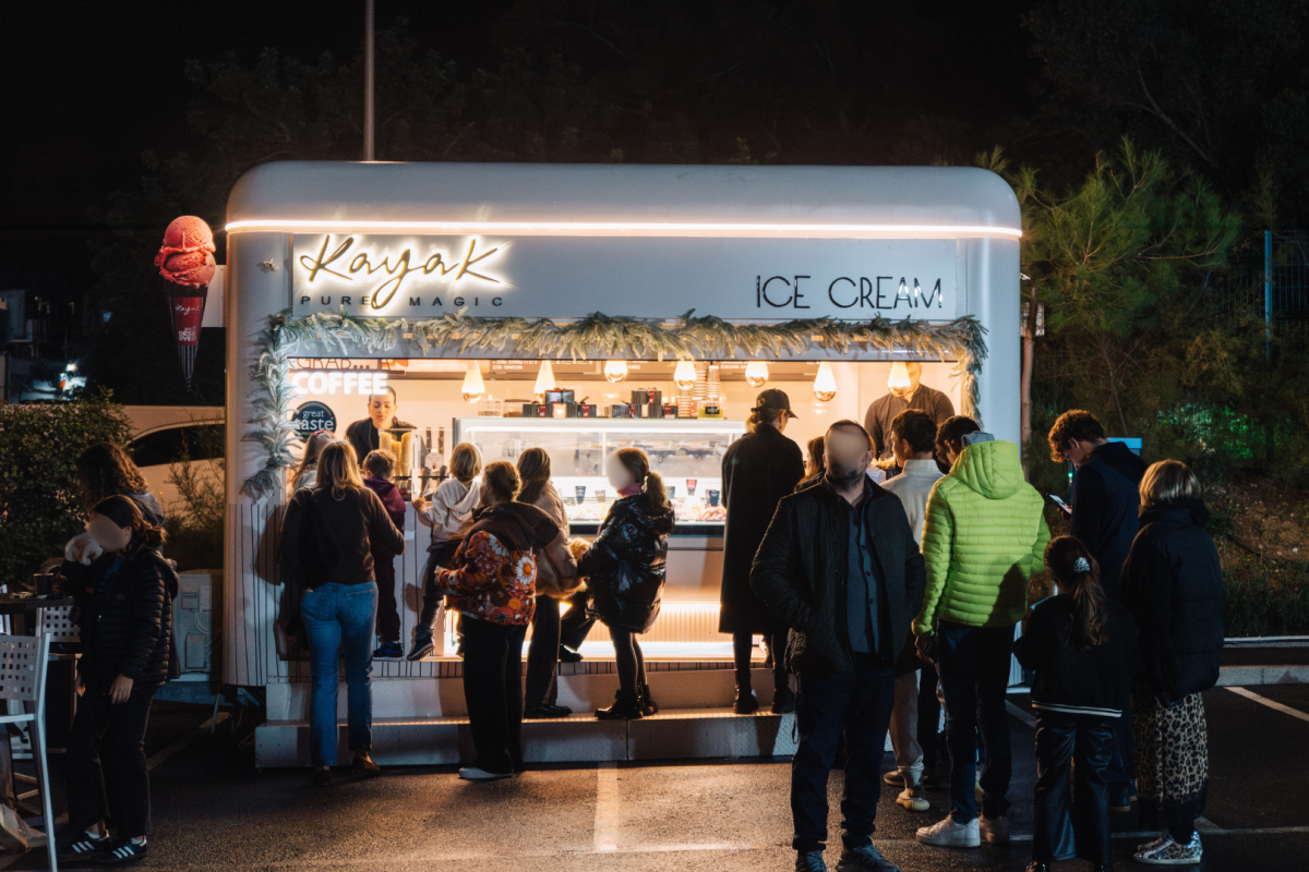 Γιορτινή ατμόσφαιρα και premium γεύσεις Kayak στο Astir Christmas Market