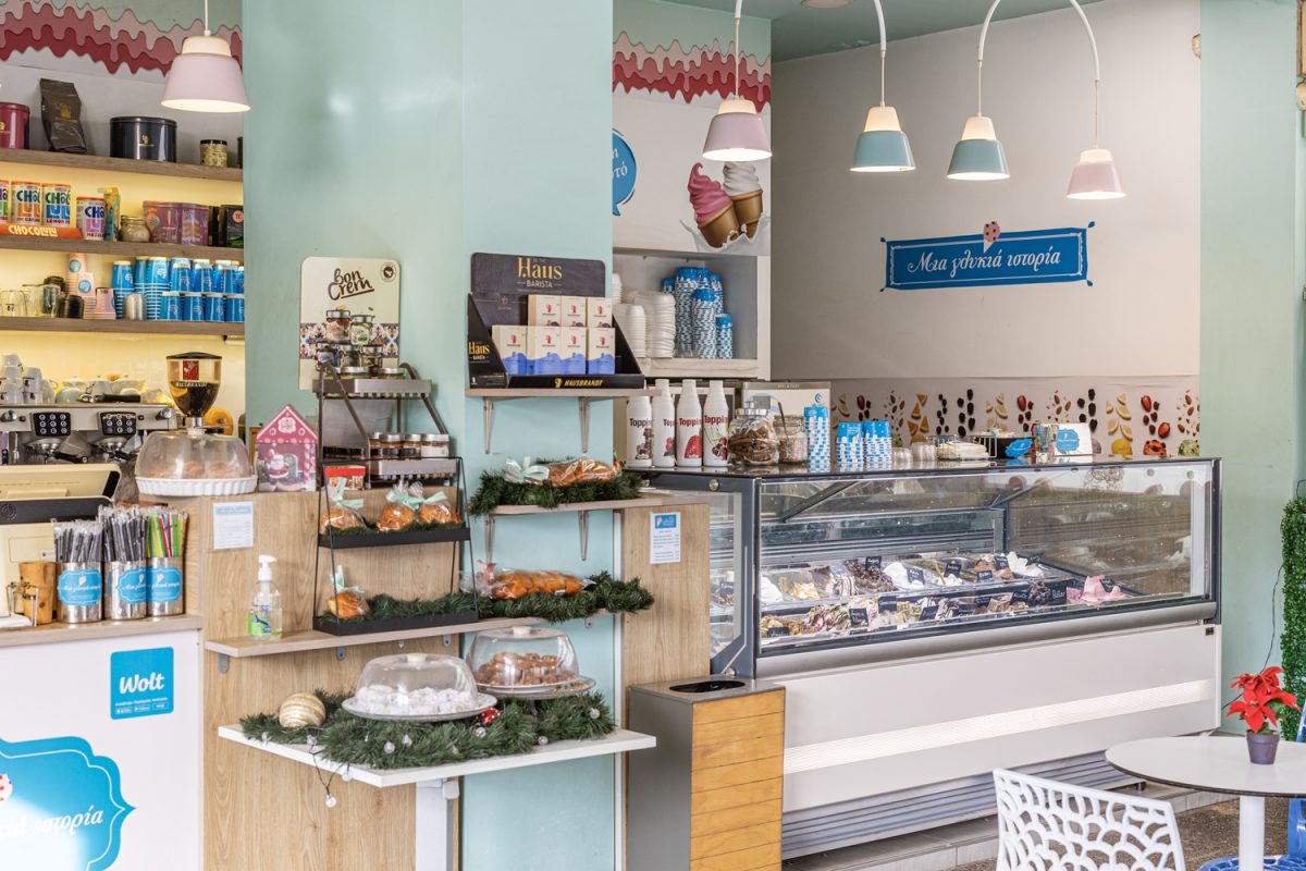 Μια Γλυκιά Ιστορία: Για χριστουγεννιάτικα γλυκίσματα και gelato με γεύση μελομακάρονο και κουραμπιέ στο Παλαιό Φάληρο