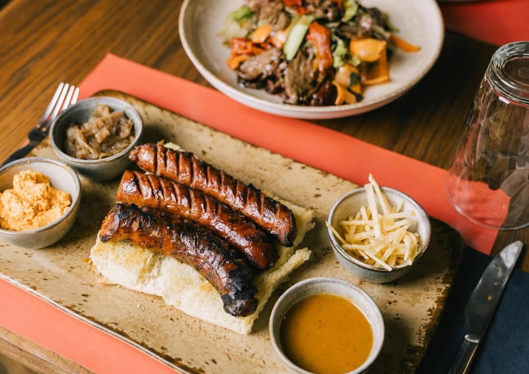 The Meat Gang: Ένα νέο εστιατόριο αφιερωμένο στο κρέας άνοιξε στη Νέα Σμύρνη