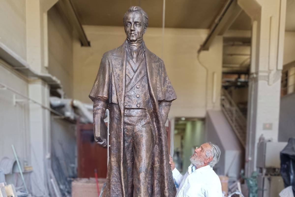 Αργυρούπολη: Ο πρώτος ανδριάντας του Καποδίστρια στην Αττική τοποθετείται στα Νότια