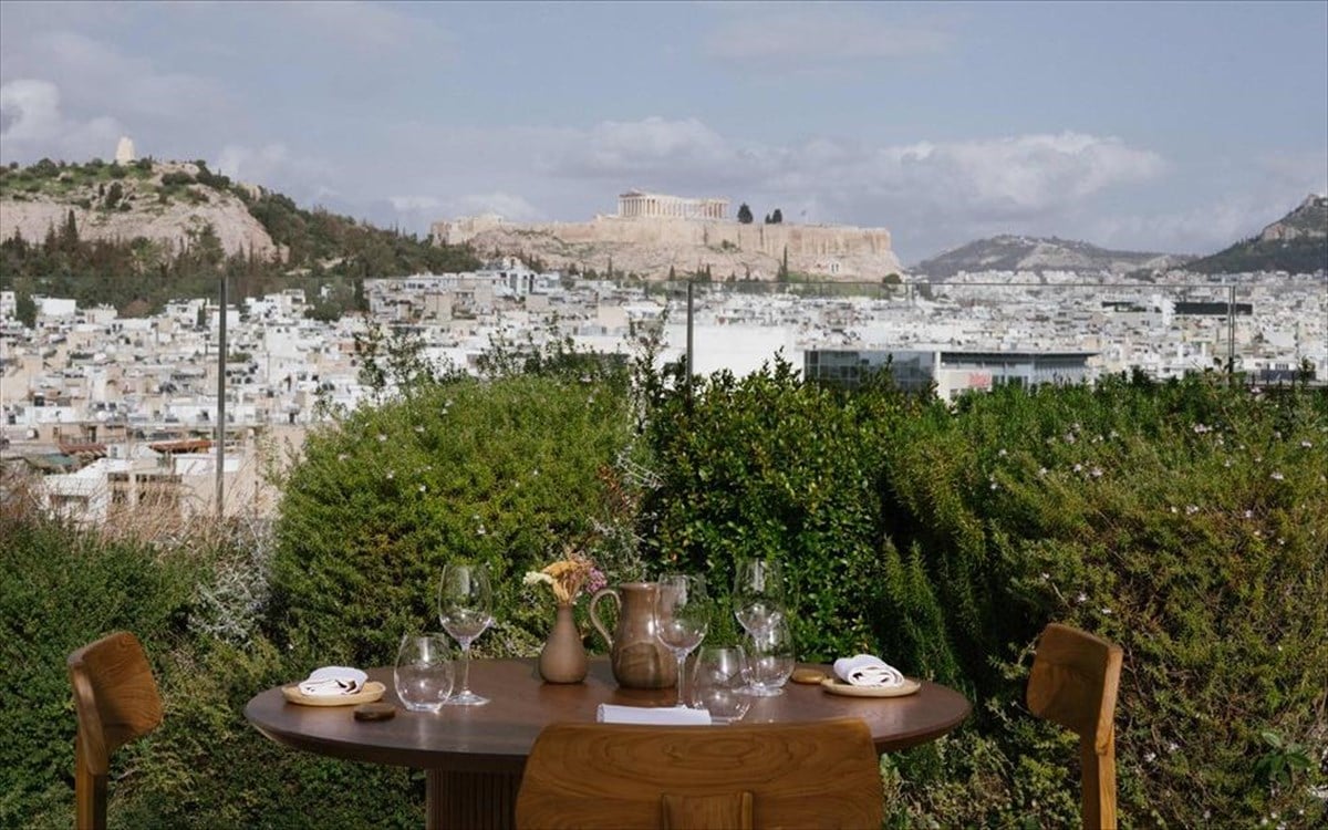 Amphibian: Το νέο εστιατόριο στη Στέγη Ιδρύματος Ωνάση