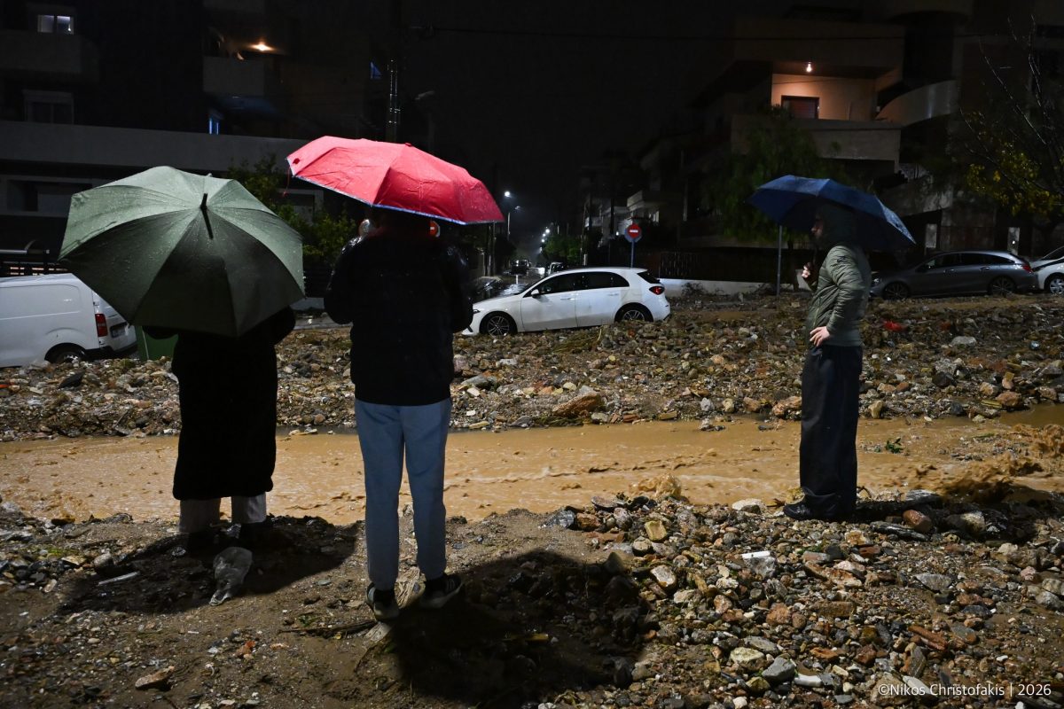 Γιατί χτυπήθηκε η Άνω Γλυφάδα από την κακοκαιρία; Ο Ευθύμιος Λέκκας απαντά
