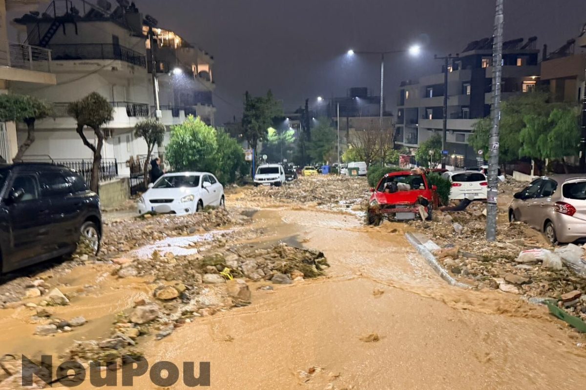 Γλυφάδα: «Της είπαν ότι πλημμύριζε το σπίτι της, της φωνάζαμε να μην πάει» – Συγκλονιστική μαρτυρία γειτόνισσας για την 56χρονη