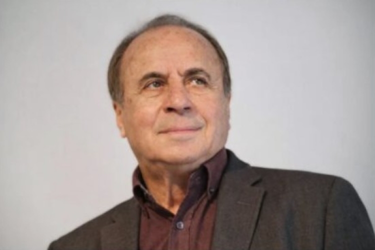 Έφυγε από τη ζωή ο Πλαστήρας Βαμβακερός, ο εμβληματικός κομμωτής και επιχειρηματίας της Γλυφάδας