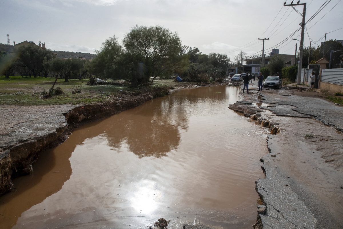Αντιπλημμυρικά στη Βάρη: Σε τι φάση βρίσκονται τα έργα στα ρέματα Κόρμπι και Μηλαδέζας