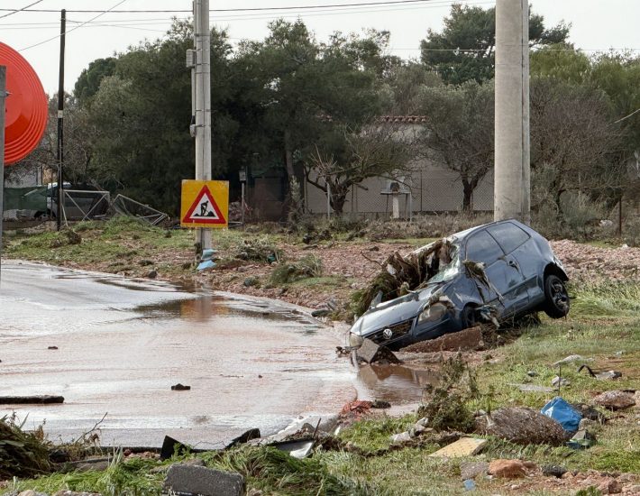 Δήμος Βάρης-Βούλας-Βουλιαγμένης: Ξεκίνησαν οι αιτήσεις αποζημίωσης για τους πληγέντες