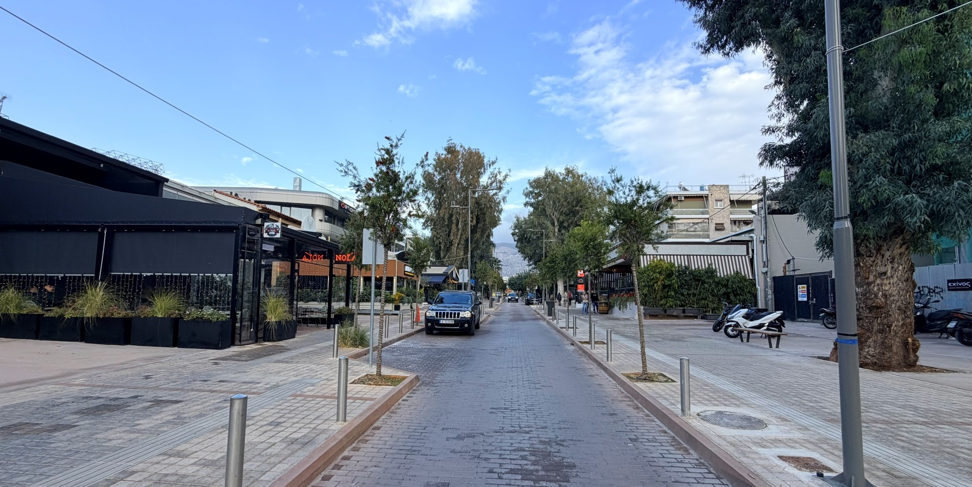 Η Ζησιμοπούλου ξαναζωνταντεύει στη Γλυφάδα