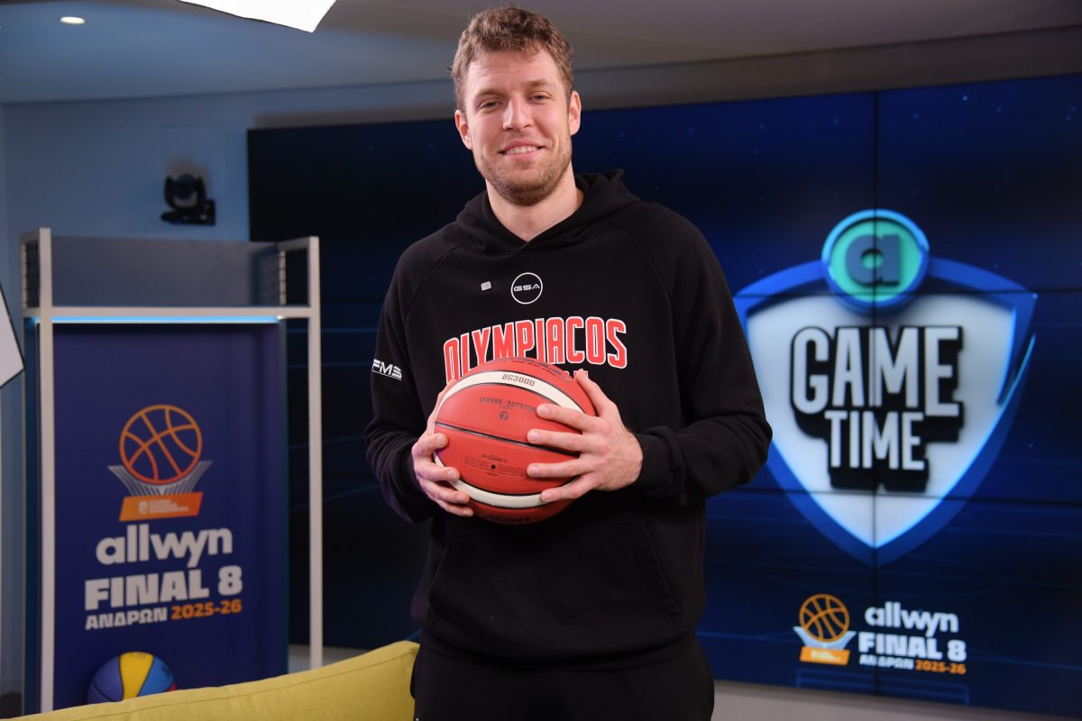 O Σάσα Βεζένκοφ στο Allwyn Game Time: Ο ιδανικός συμπαίκτης, ο δυσκολότερος αντίπαλος και το τραγούδι που αφιερώνει στον Ολυμπιακό