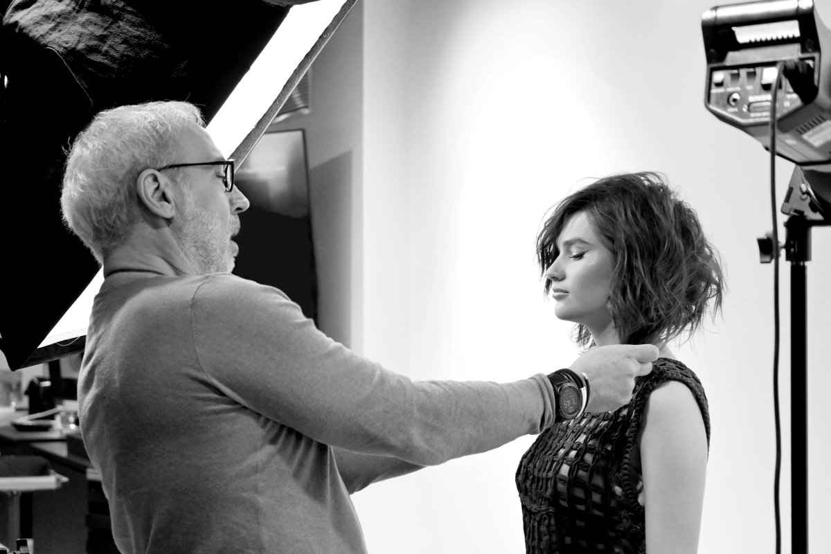 Κουρέματα που δεν χρειάζονται καθημερινό styling, σύμφωνα με τον hair guru Γιώργο Σφακιανάκη