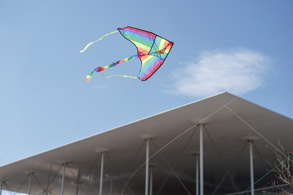 Κυριακή της Αποκριάς και Καθαρά Δευτέρα στο Νιάρχος με χαρταετούς, χορούς και πολλή μουσική