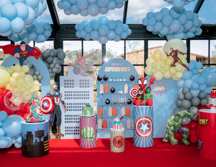 Παιδικά πάρτι στη Γλυφάδα: Οι πιο εντυπωσιακές θεματικές τούρτες από τις The Cakers