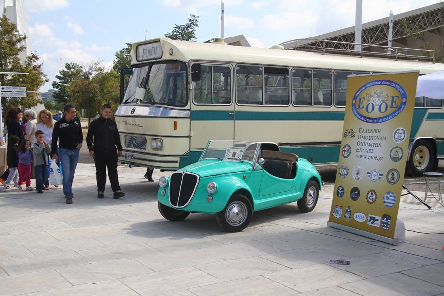 Κλασικά αυτοκίνητα, αυθεντικό Texas BBQ & ρετρό μουσική σε ένα all-day event με ελεύθερη είσοδο