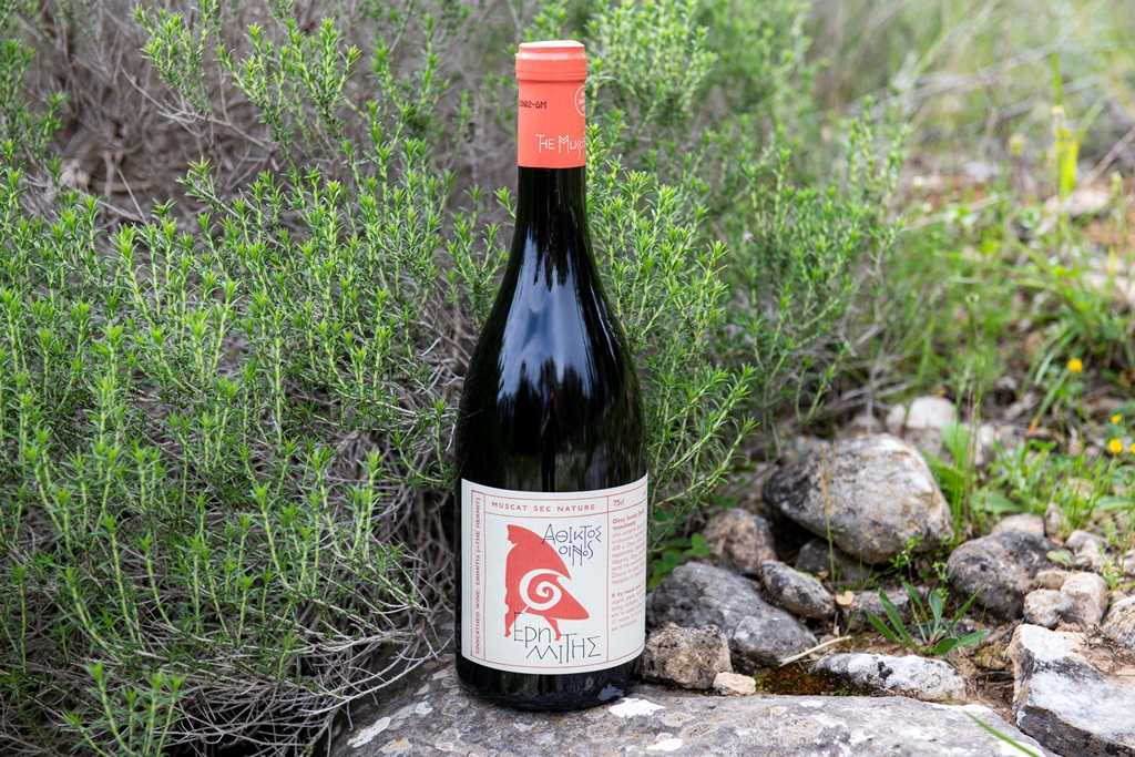 Ο Ερημίτης της βιοδυναμικής καλλιέργεια από τη Σάμο