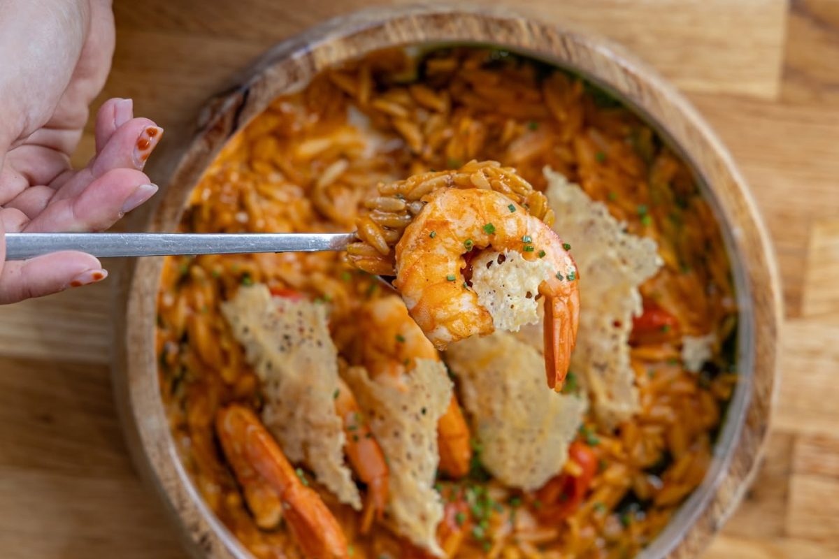 Στον Καπετάν Γιώργη τον Μυτιληνιό για οσπριάδα με καλαμάρι και άλλες σαρακοστιανές ιστορίες γεύσης