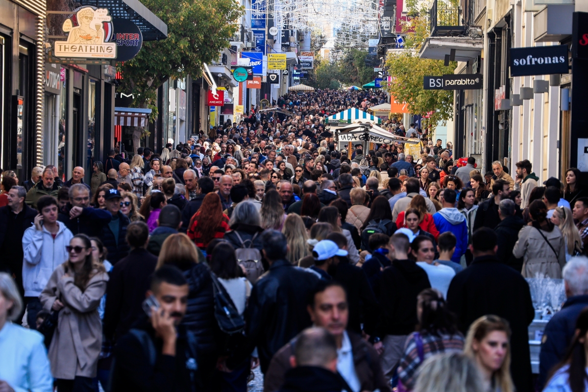 Πάσχα: Πότε ξεκινά το εορταστικό ωράριο στα καταστήματα