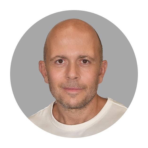 Γιώργος Λαμπίρης