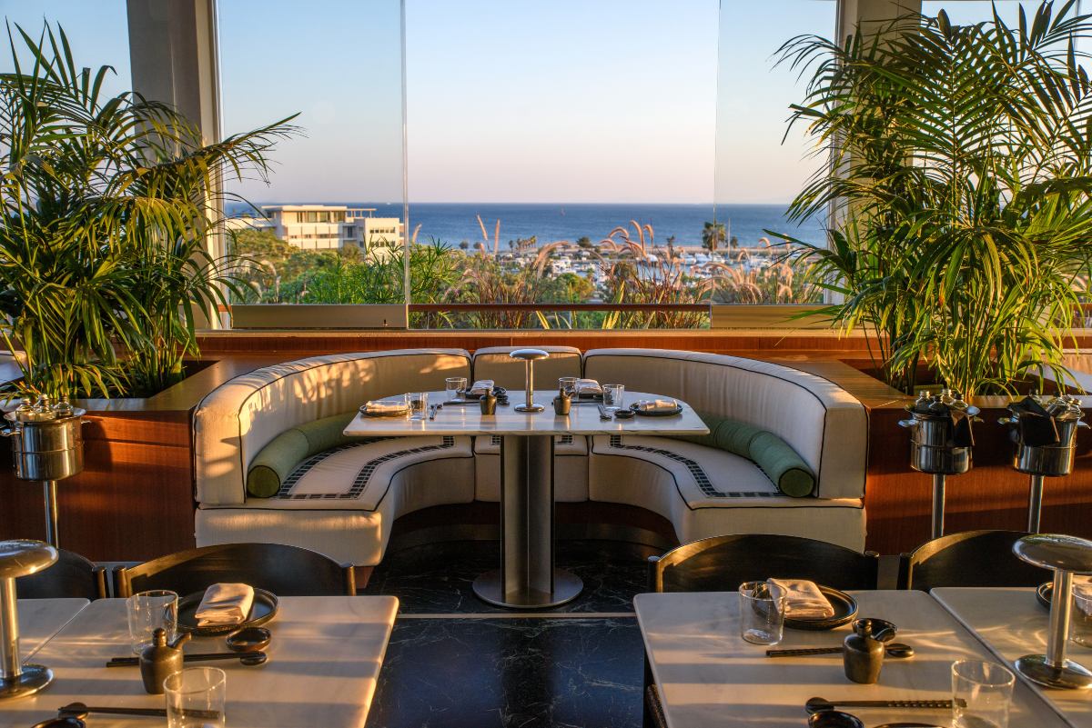 Staycation στη Γλυφάδα: Το Πάσχα που μένεις Αθήνα (και τελικά δεν σου λείπει τίποτα)