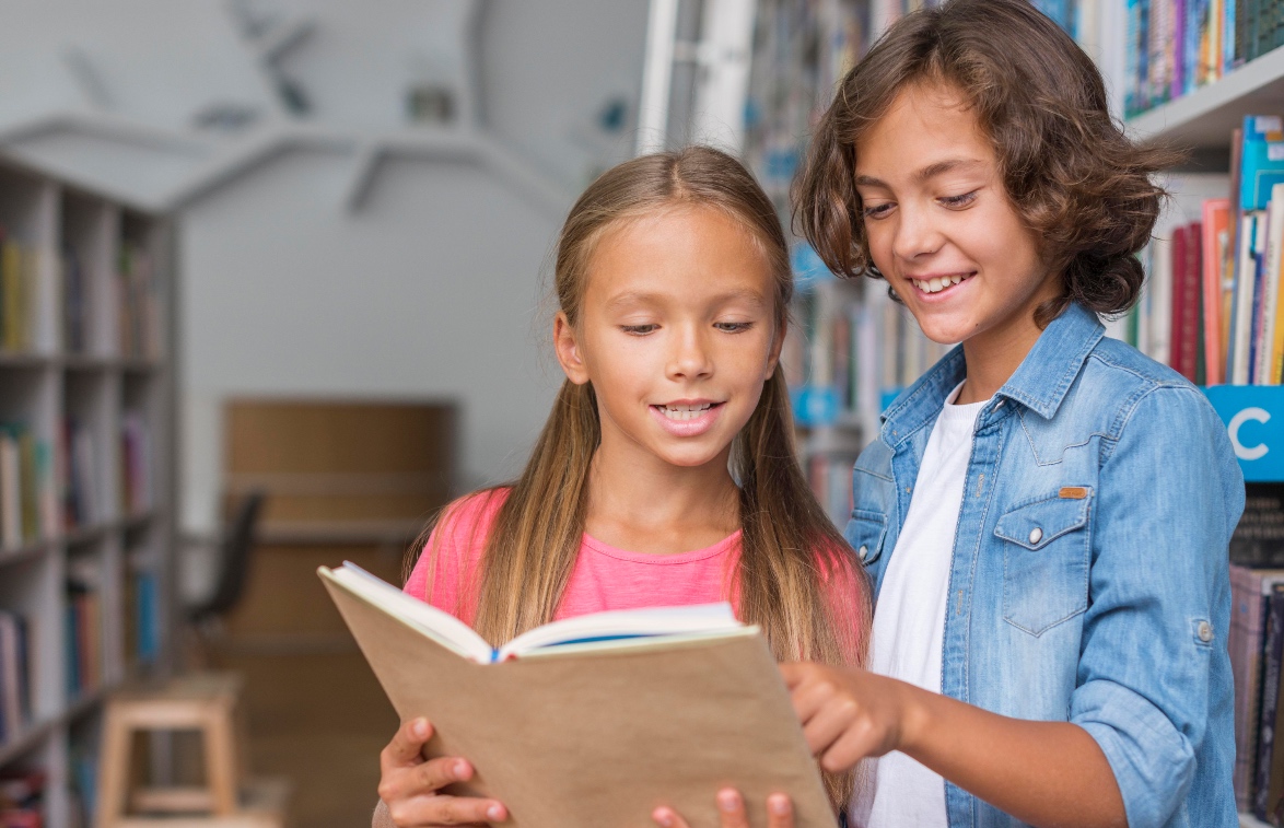 Εκπαιδευτήρια Γείτονα: Διαγωνισμός παιδικής λογοτεχνίας για μικρούς αναγνώστες