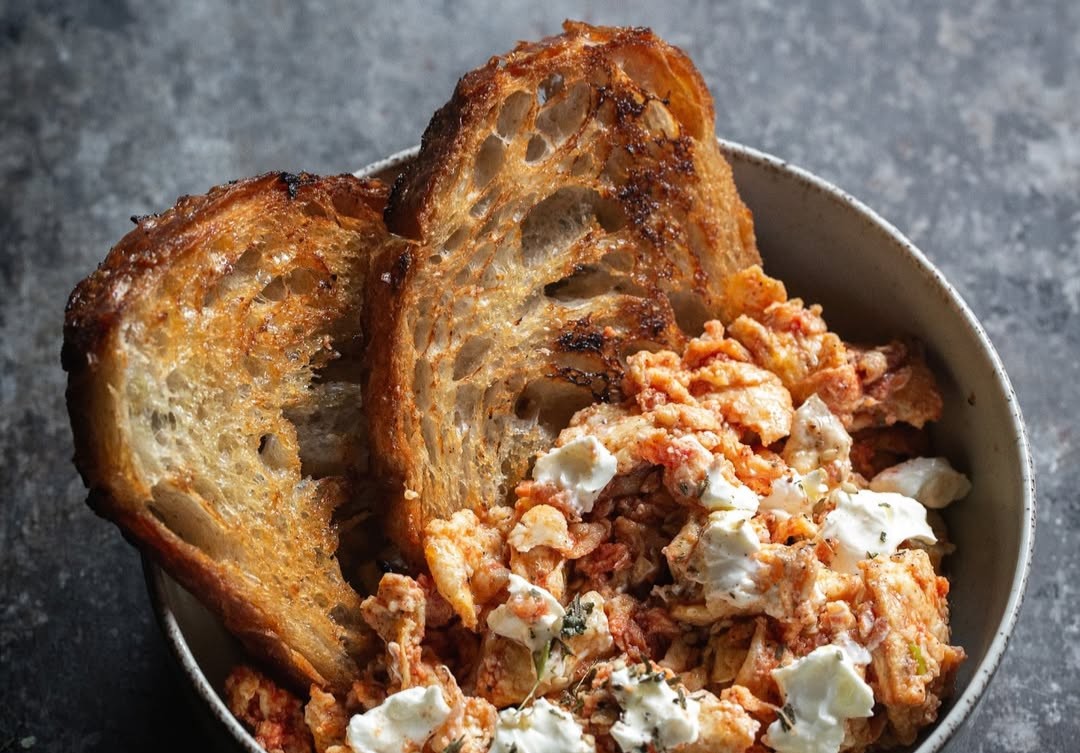 Brunch στη Γλυφάδα: 7 νόστιμες διευθύνσεις, από bakeries μέχρι extravagant εμπειρίες δίπλα στη θάλασσα