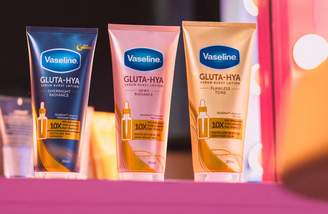 Vaseline Gluta-Hya: Το μυστικό για λαμπερή επιδερμίδα