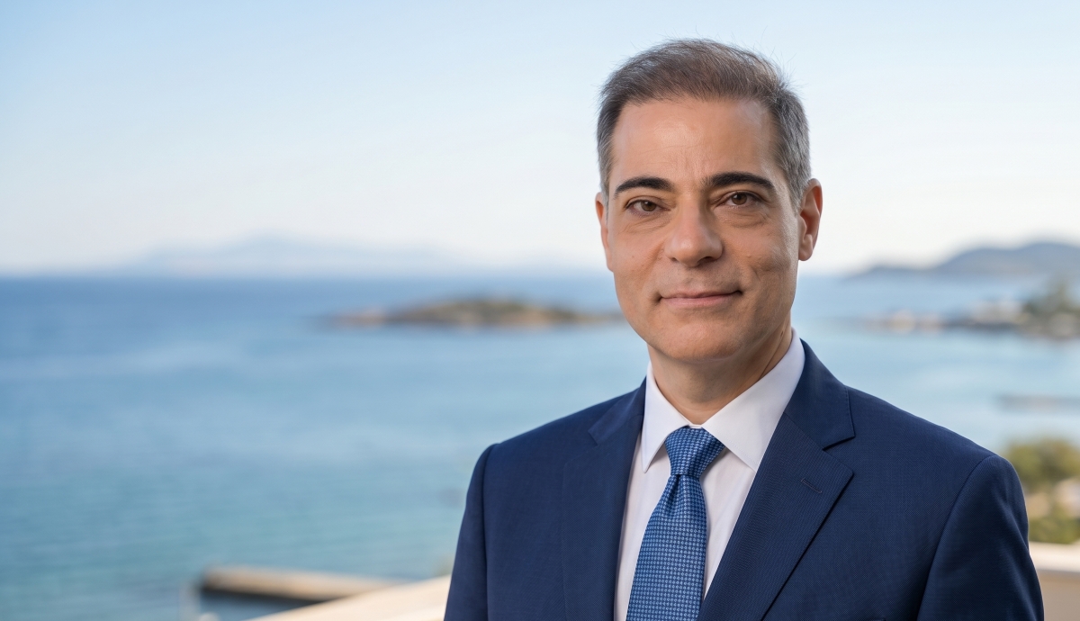 Ανδρέας Κονδύλης για συγχωνεύσεις τμημάτων: «Πάμε από τάξεις 16 μαθητών, σε τάξεις με 27»