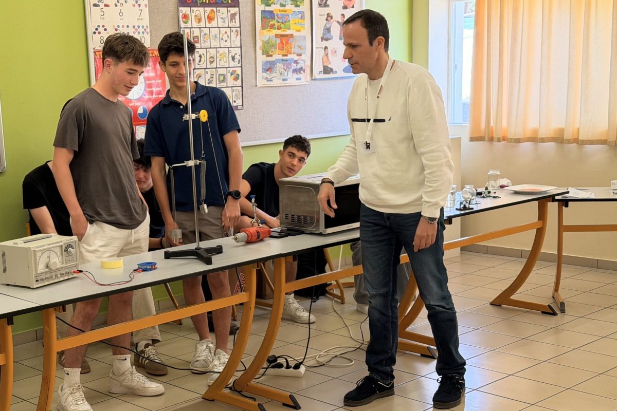 Εκπαιδευτήρια Καίσαρη: «Ο εκπαιδευτικός δεν είναι ο αποκλειστικός φορέας γνώσης, αλλά ο συνοδοιπόρος του μαθητή»
