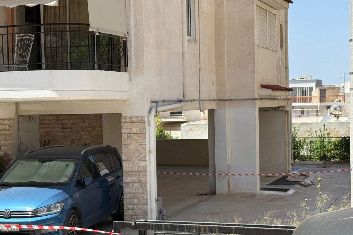 Ηλιούπολη: Τριήμερο δημοτικό πένθος για τον θάνατο της 17χρονης μαθήτριας