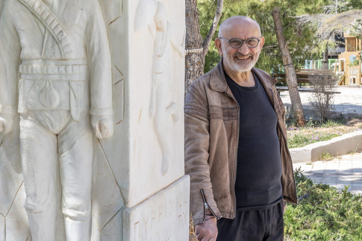 Τάκης Βαμβακίδης: «Αν πεθάνει η ποντιακή διάλεκτος, θα πεθάνουμε κι εμείς μαζί της»