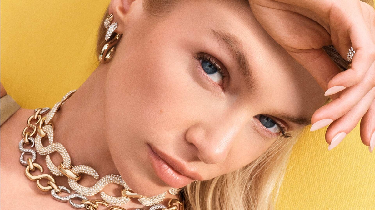 Shine On: Το Swarovski Summertime φέρνει την πιο φωτεινή ενέργεια του καλοκαιριού