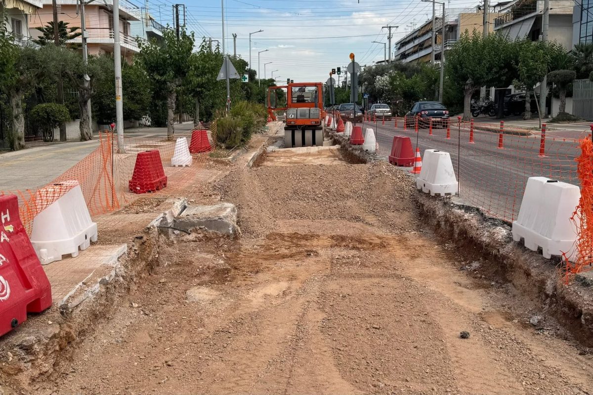 Δήμος Ελληνικού – Αργυρούπολης: Σε εξέλιξη η ανακατασκευή και ασφαλτόστρωση τμήματος της Λεωφόρου Γερουλάνου
