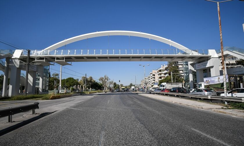 Άλιμος: Σε πλήρη λειτουργία οι ανελκυστήρες στην πεζογέφυρα της Λεωφόρου Ποσειδώνος
