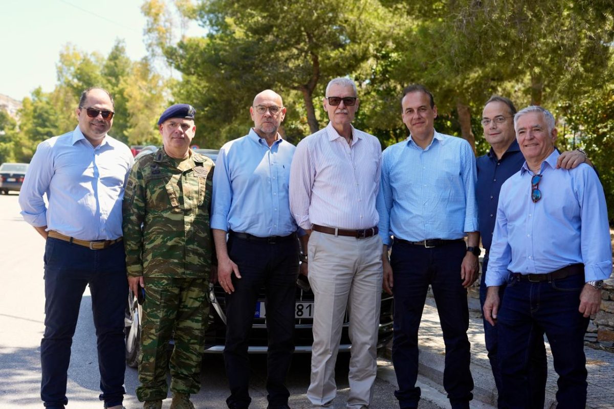 Υμηττός: Μεγάλη αυτοψία Τουρνά και ΣΠΑΥ σε Αιξωνή και Βύρωνα για την αντιπυρική θωράκιση του βουνού