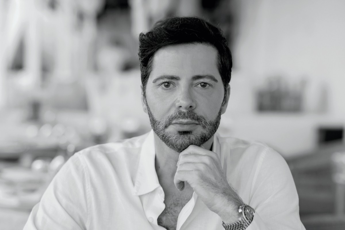 Χρύσανθος Πανάς: Η αρχιτεκτονική του μύθου στην αθηναϊκή ακτογραμμή
