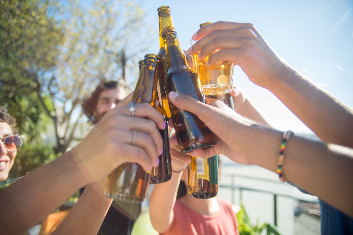 Το πρώτο Cheers to Beers φεστιβάλ μπύρας έρχεται στη Βάρκιζα!