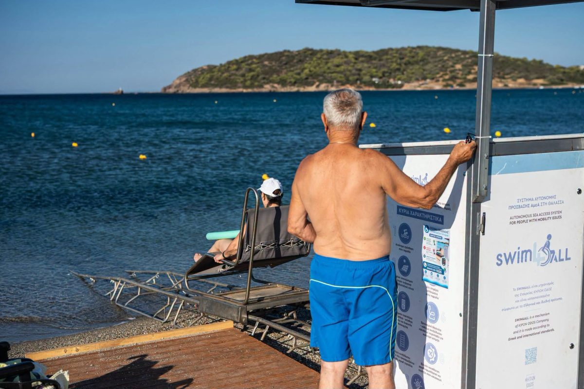 Δήμος Σαρωνικού: 6 πλέον οι προσβάσιμες παραλίες για Άτομα με Αναπηρία