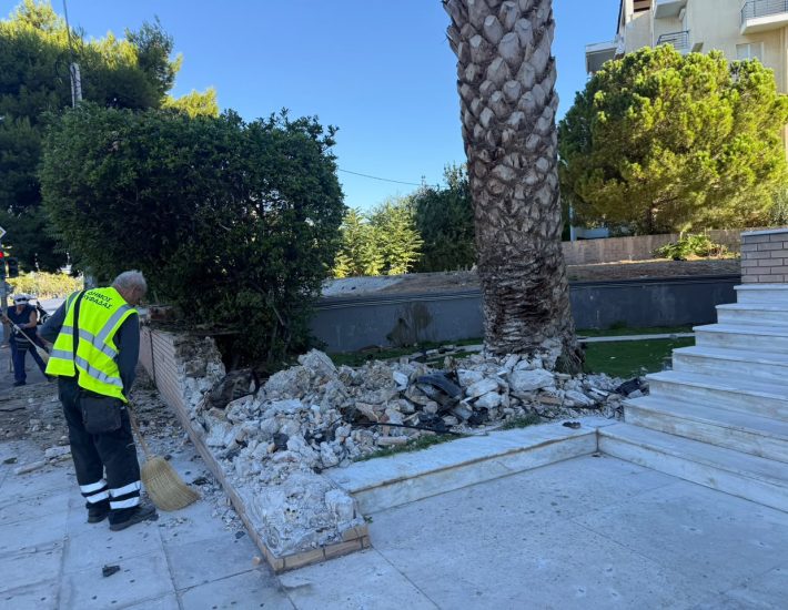 Τροχαίο στη Γλυφάδα: «Ακούσαμε έναν εκκωφαντικό θόρυβο, γινόταν πανικός» – Μαρτυρία για το δυστύχημα