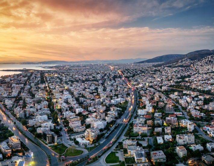 Η Ιστορία της Βούλας: Aπό την Κεκροπίδα φυλή και τους πρόσφυγες του Μεσοπολέμου στο σήμερα