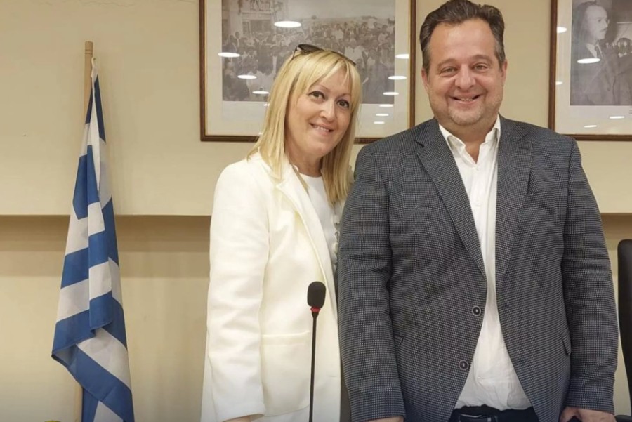 Ηλιούπολη: Αποχωρεί από επικεφαλής της δημοτικής του παράταξης ο πρώην Δήμαρχος Γιώργος Χατζηδάκης – Ποια είναι η Χριστίνα Σερέτη που παίρνει τη θέση του